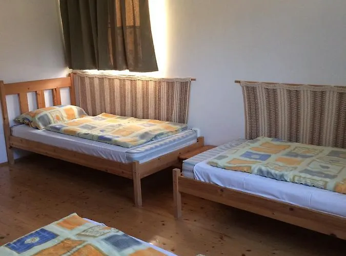 Fasor Vendeghaz Pensjonat Balatonszárszó